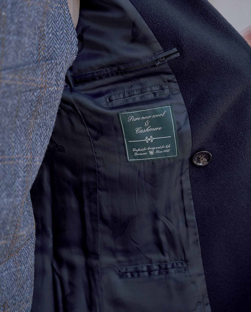 Herrenmantel ‚,Dorchester'‘ – Zweireiher in Navy aus edlem Woll-Kaschmir