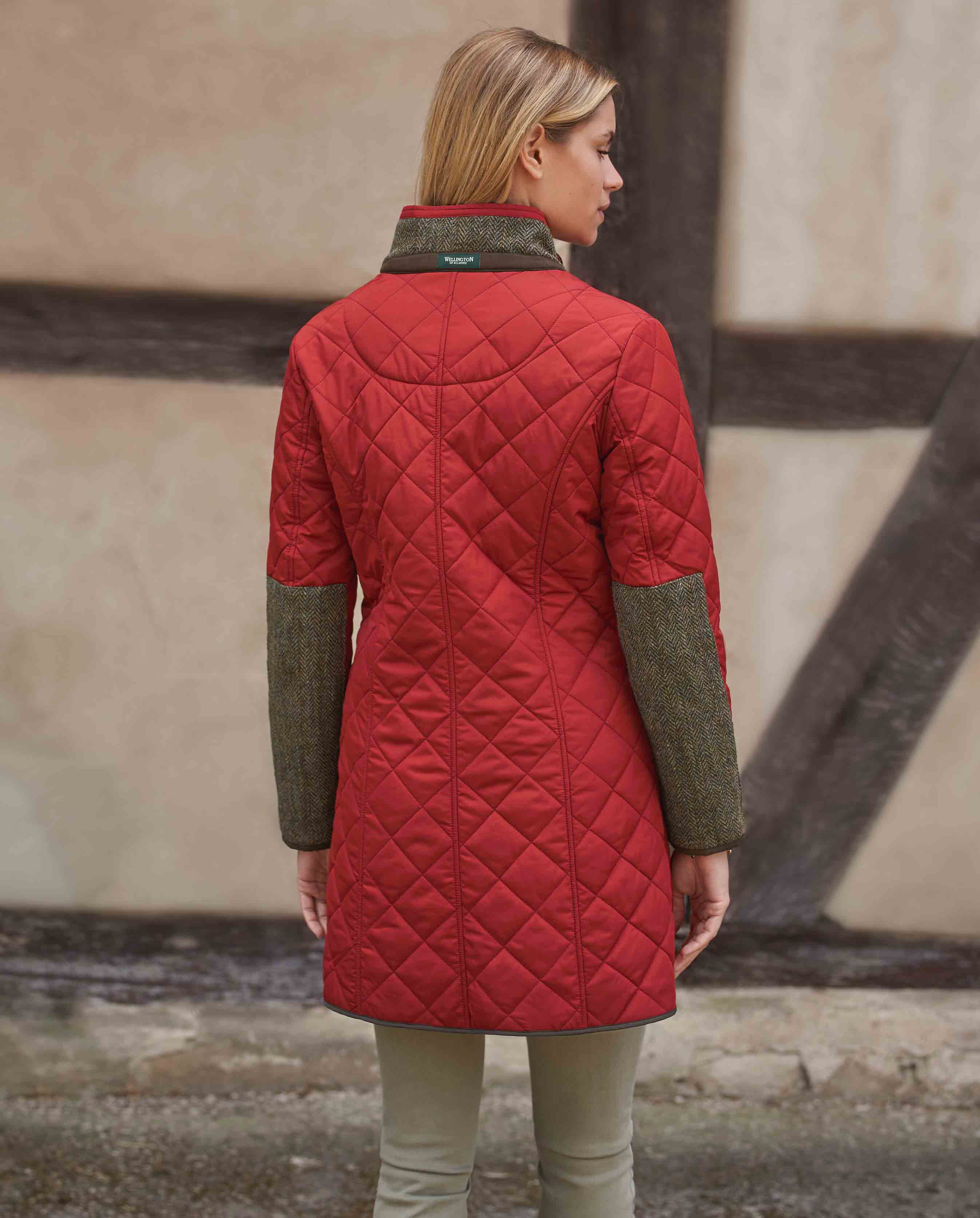 Steppmantel ''Gabby'' mit Tweed Besatz in red dahlia