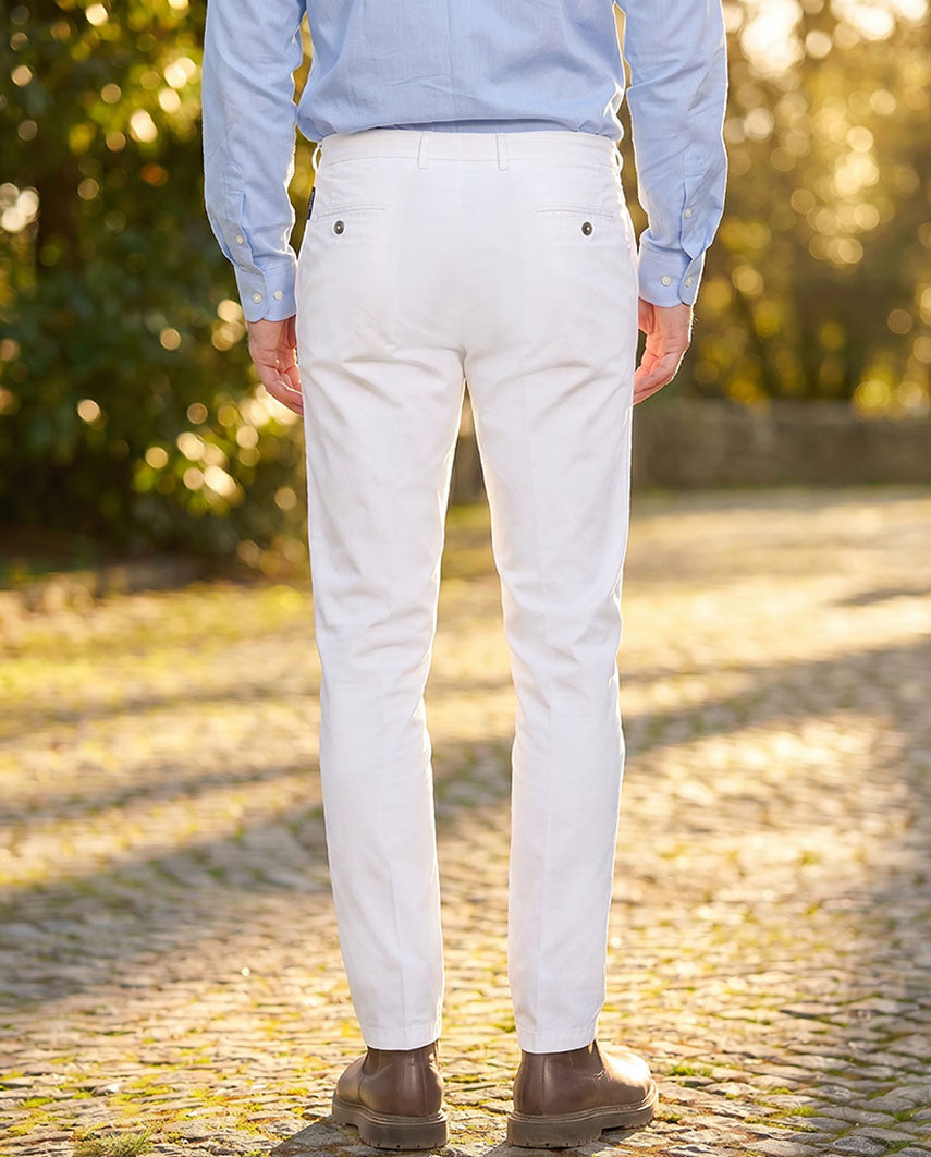 Fine Men's Chinos "Mr. Jones" in white