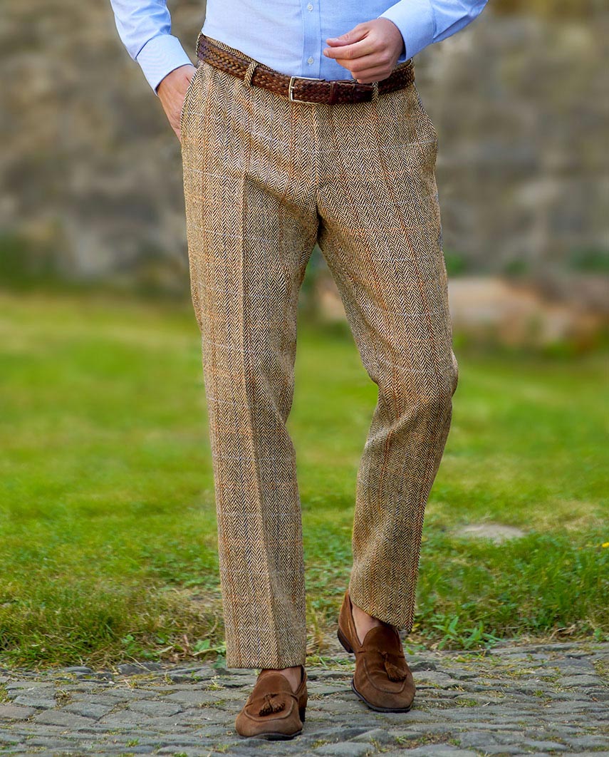 Harris Tweed Hose ''Mr. Miller " in sand herringbone