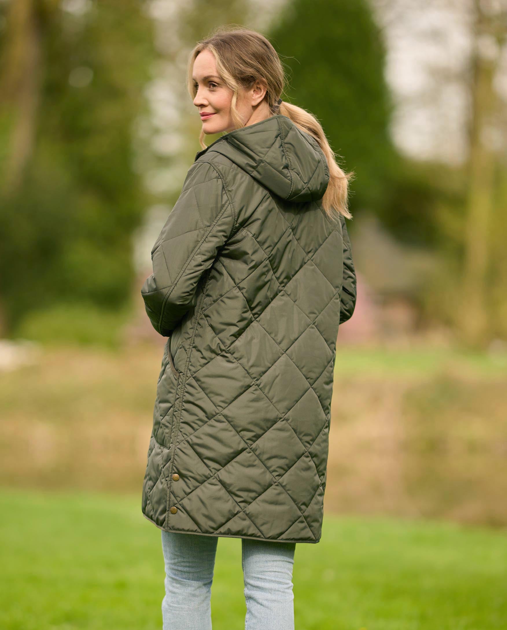 lightweight quilted coat ''Perth'' with hood in olive