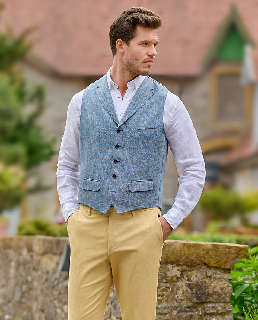 Sommerweste ''Wales'' aus reiner Seide in light blue check