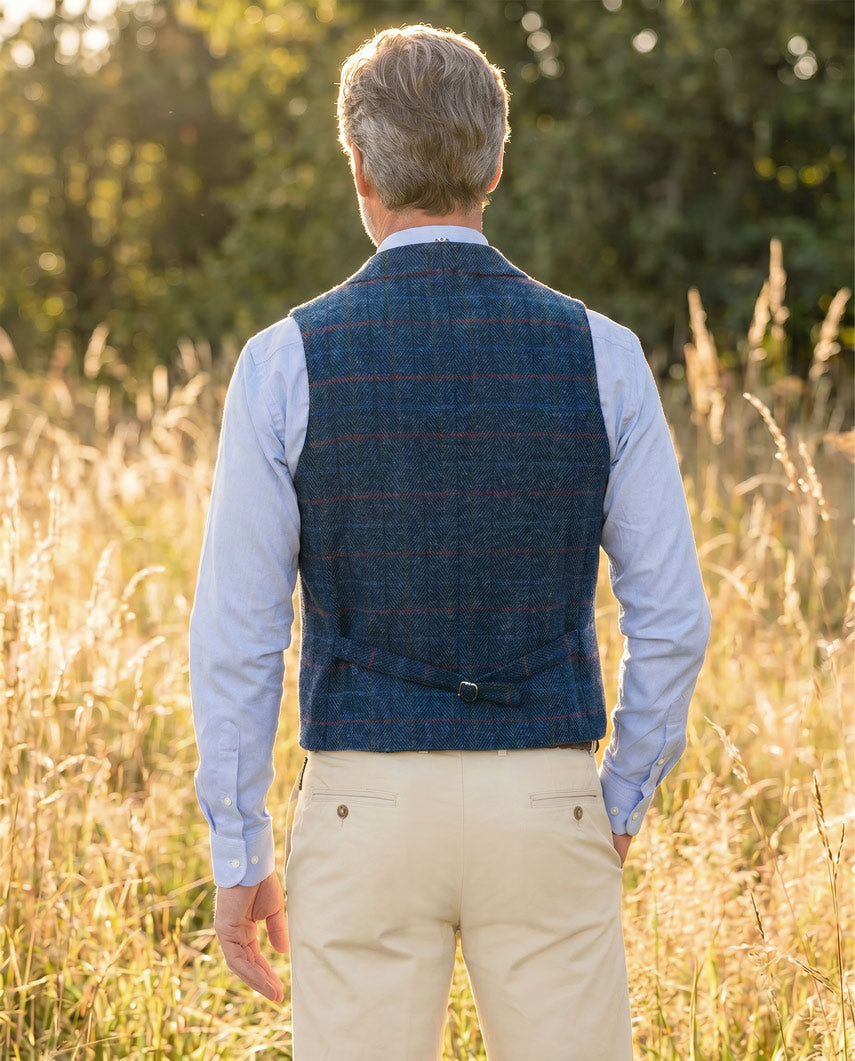 Harris Tweed Weste "Wales" in royal navy tweed