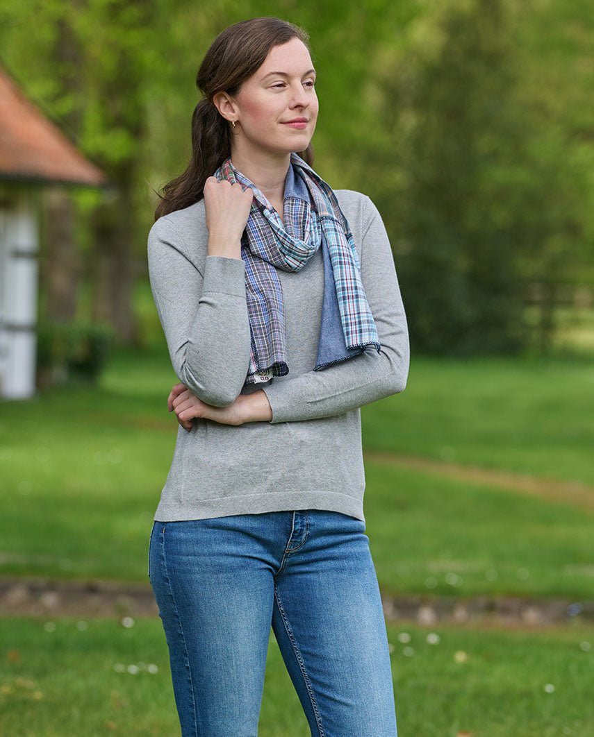 Damen Strickpullover ”Jane” mit V - Ausschnitt in grey - Wellington of Bilmore