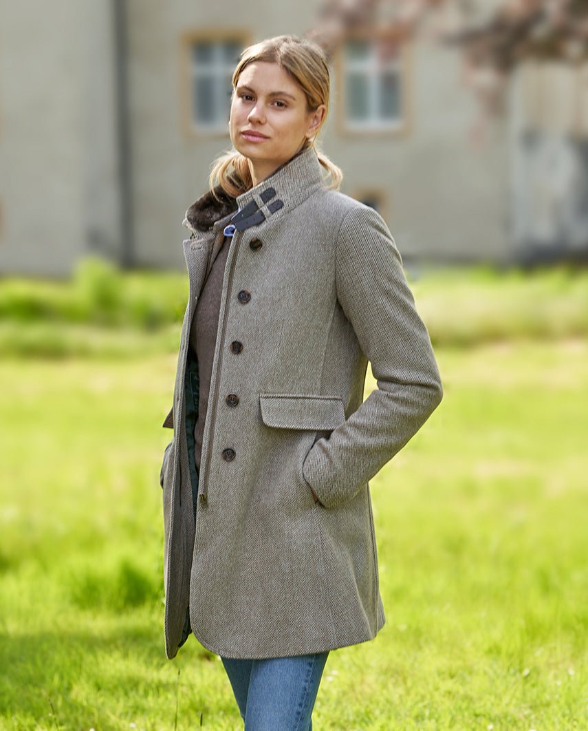 Damen Tweedmantel ''Paula'' in hazel herringbone - Wellington of Bilmore