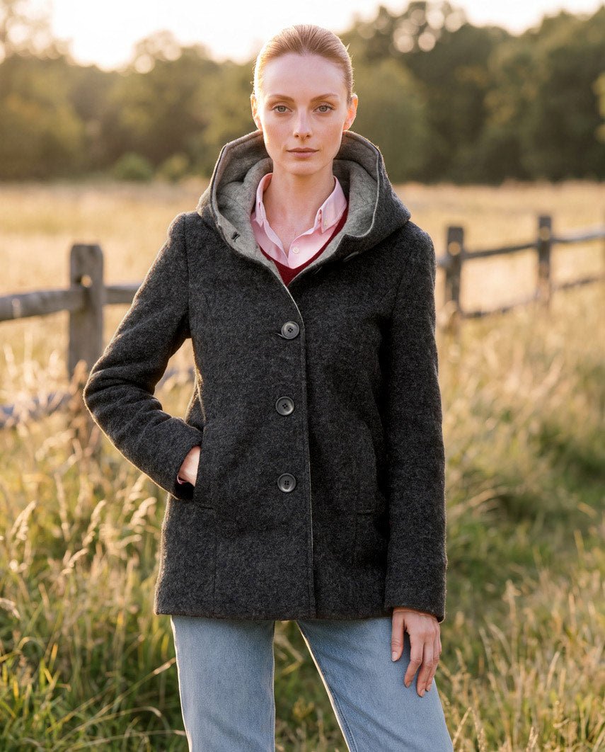 Damen-Walkmantel „Cosy Sarah“ aus gekochter Wolle in anthra - Wellington of Bilmore