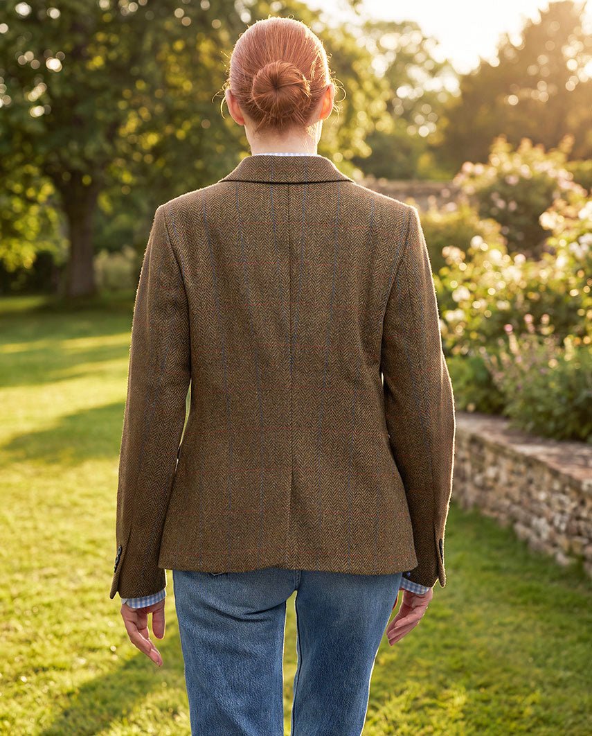 Damenblazer "Ami" aus reiner Schurwolle – country red blue Check, productkaart