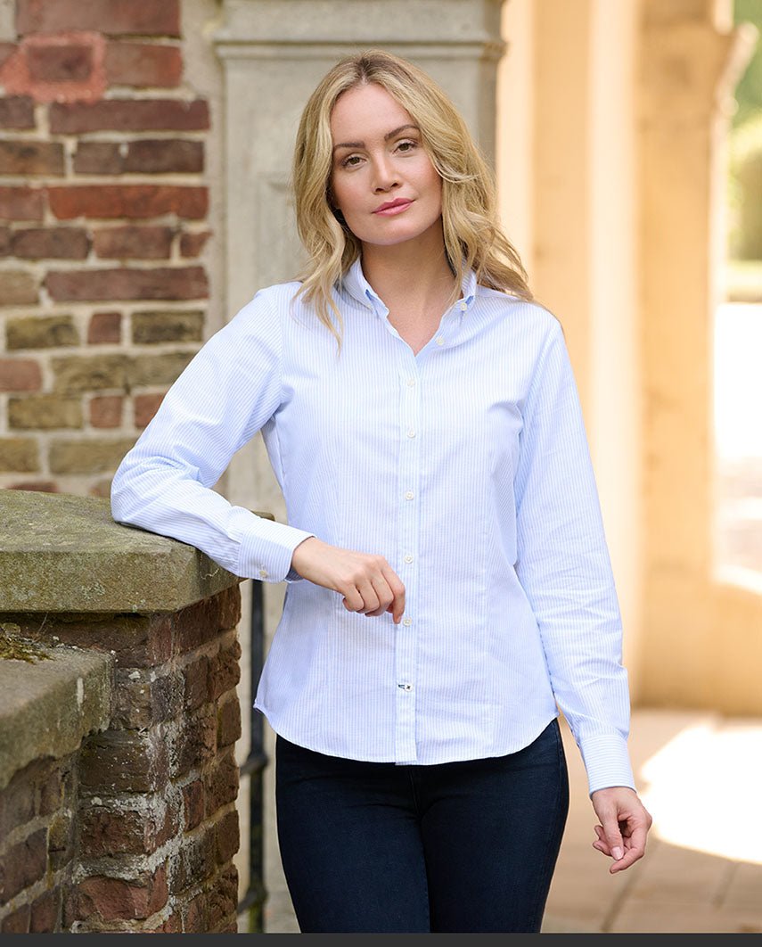 Damenbluse ''Stella'' im hellblauen Oxford Streifen - Wellington of Bilmore
