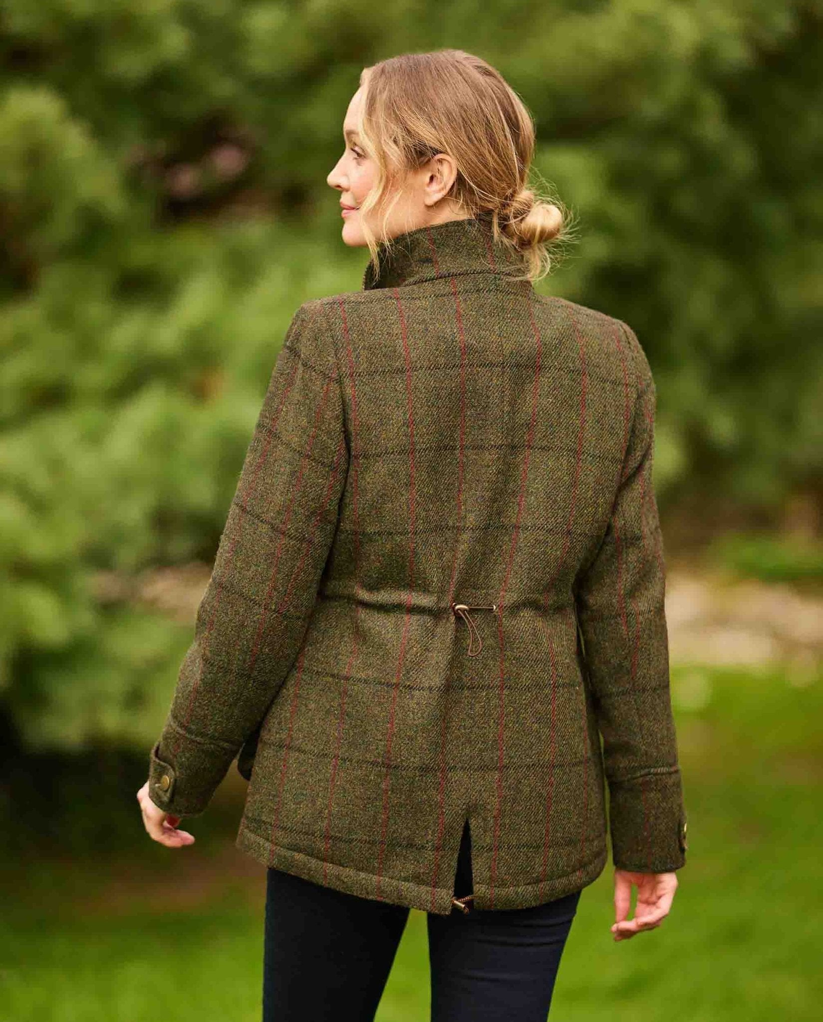 Damenjacke ''Bailey'' aus Harris Tweed green overcheck - Wellington of Bilmore