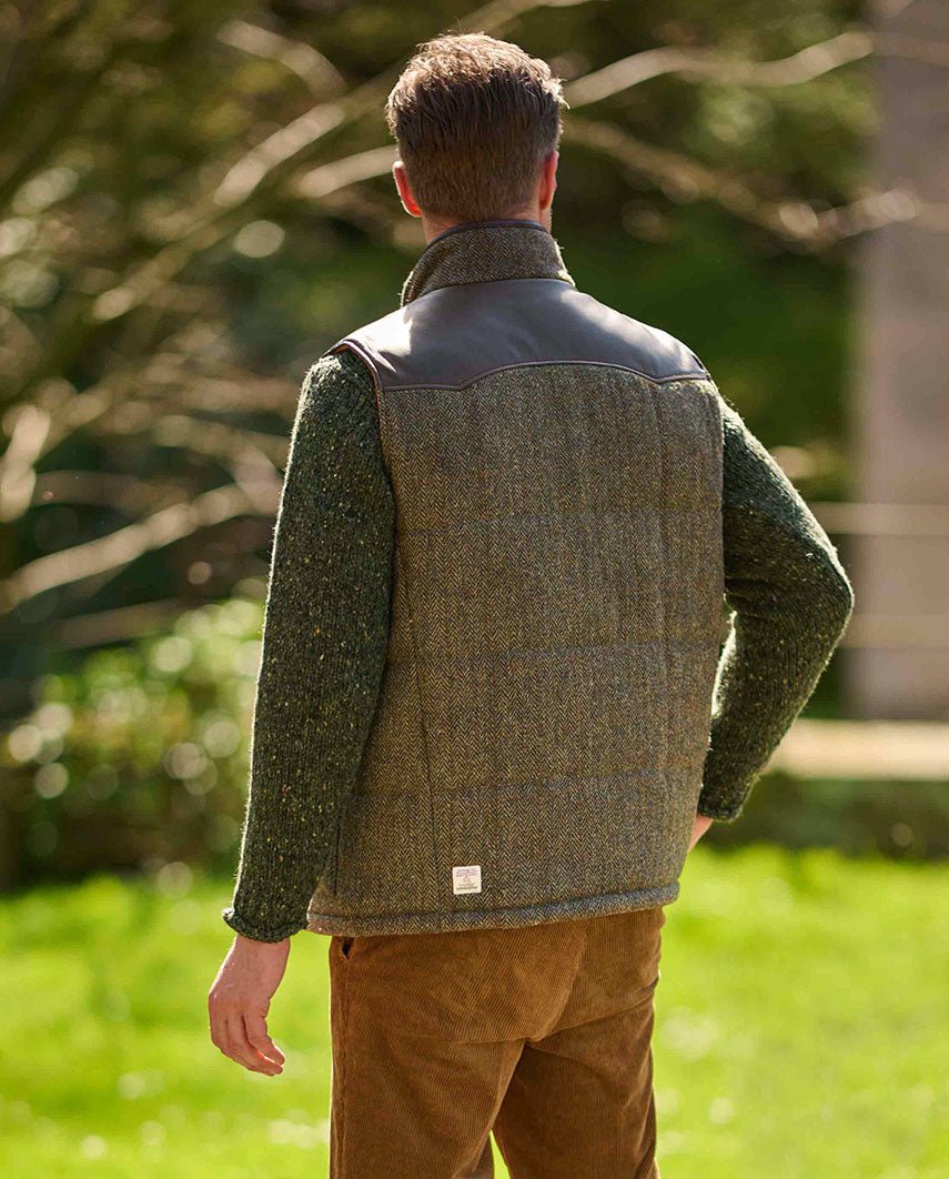 Gefütterte Harris Tweed Weste “Levi” mit Leder Applikationen - Wellington of Bilmore