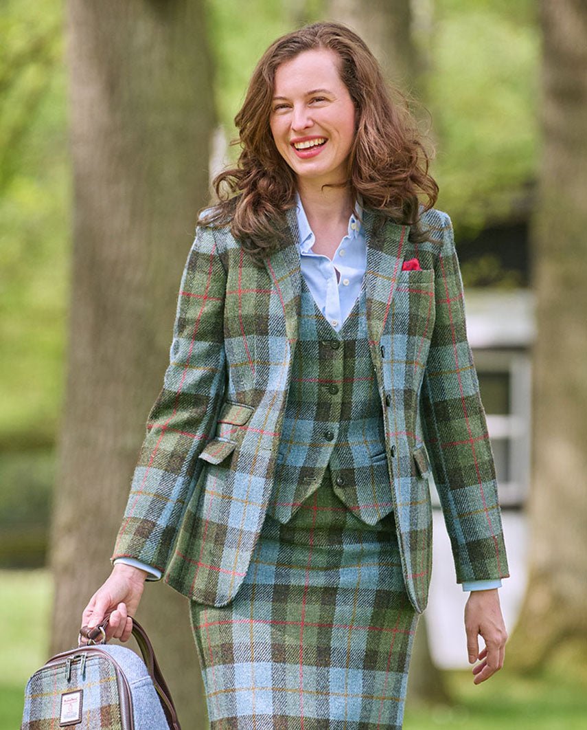 Harris Tweed Blazer ''Carola'' in Highland Check - Wellington of Bilmore