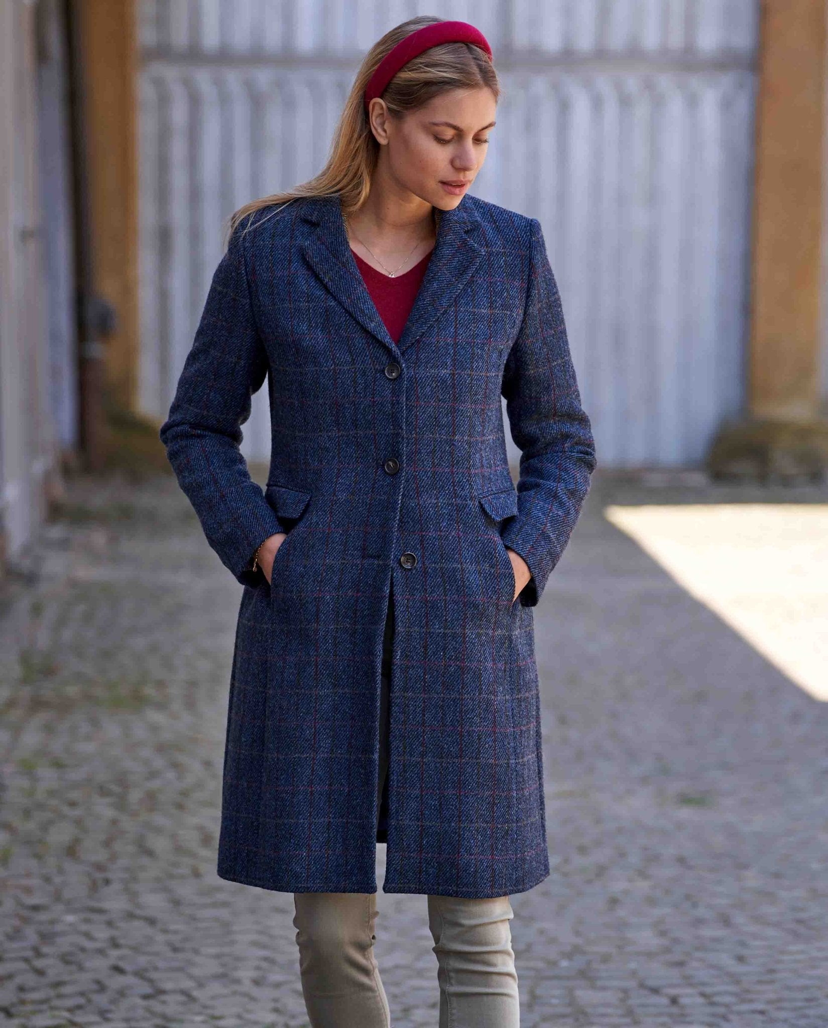 Harris Tweed Damenmantel '' Emilia'' in Scottish Blue - Wellington of Bilmore