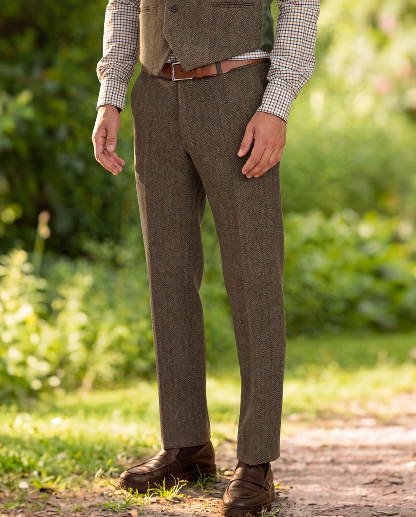 Harris Tweed Hose "Mr. Miller" in evergreen - Wellington of Bilmore