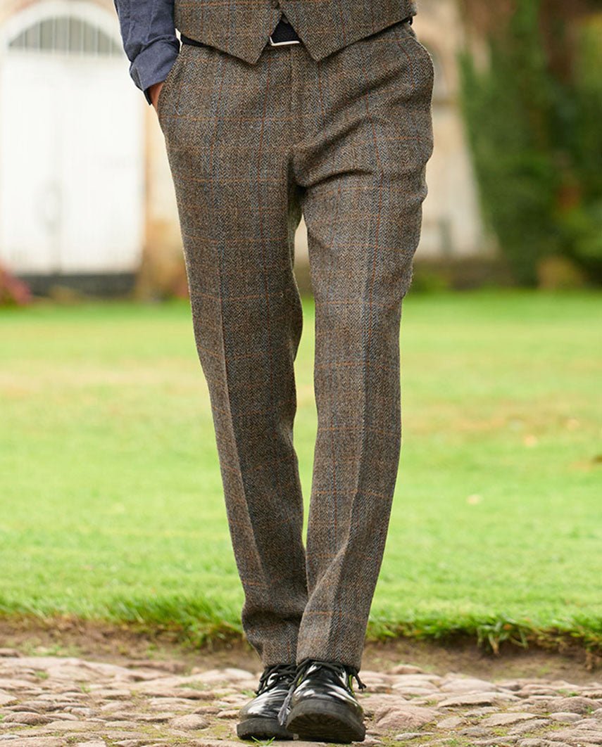 Harris Tweed Hose ''Mr. Miller " in green - blue herringbone - Wellington of Bilmore