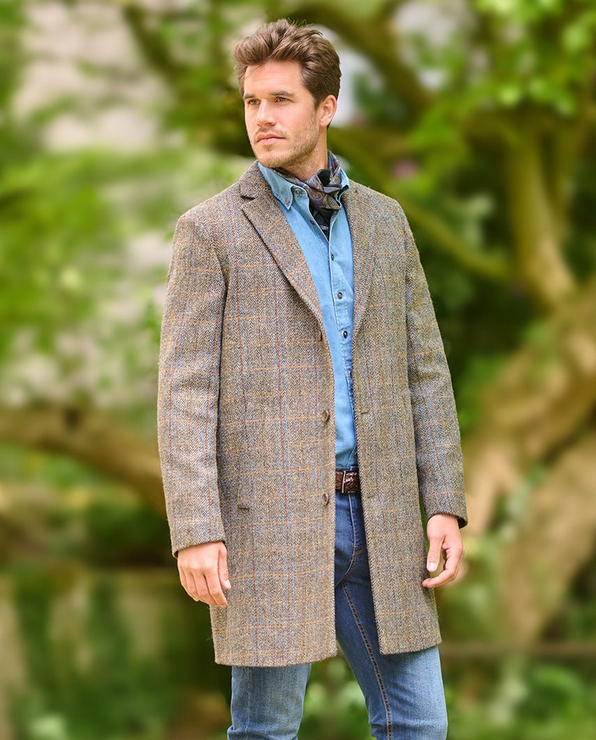 Harris Tweed Mantel "Barney" für Herren in green - blue herringbone - Wellington of Bilmore