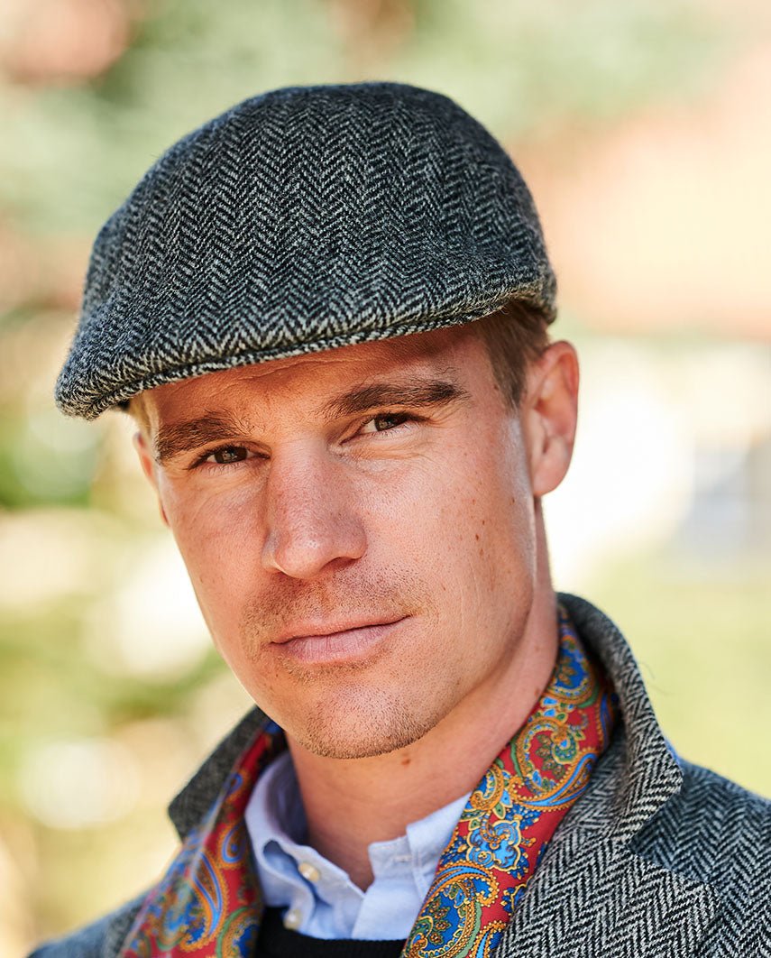Harris Tweed Mütze "Henry Cap" in black herringbone - Wellington of Bilmore