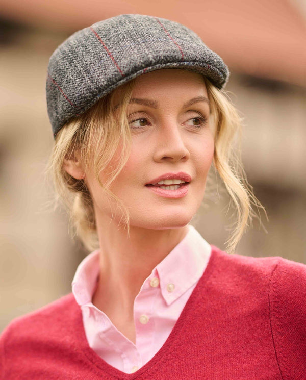 Harris Tweed Cap "Henry Cap" in grey-red-blue Overcheck