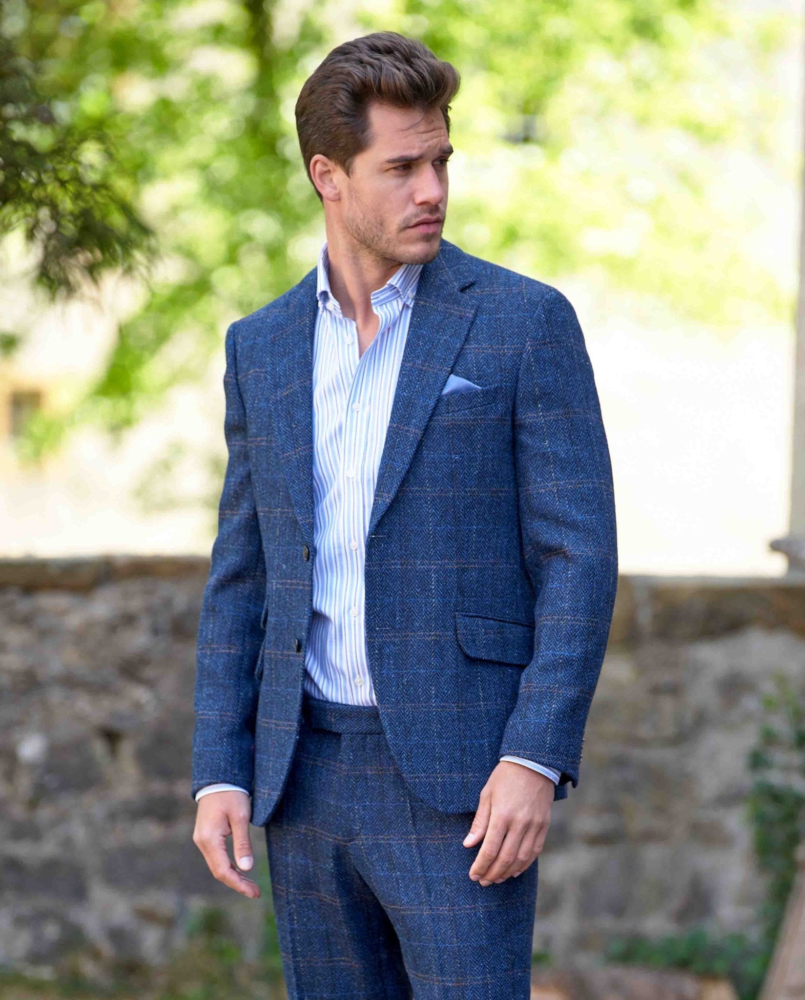 Harris Tweed Sakko ''London'' in dark - blue herringbone - Wellington of Bilmore