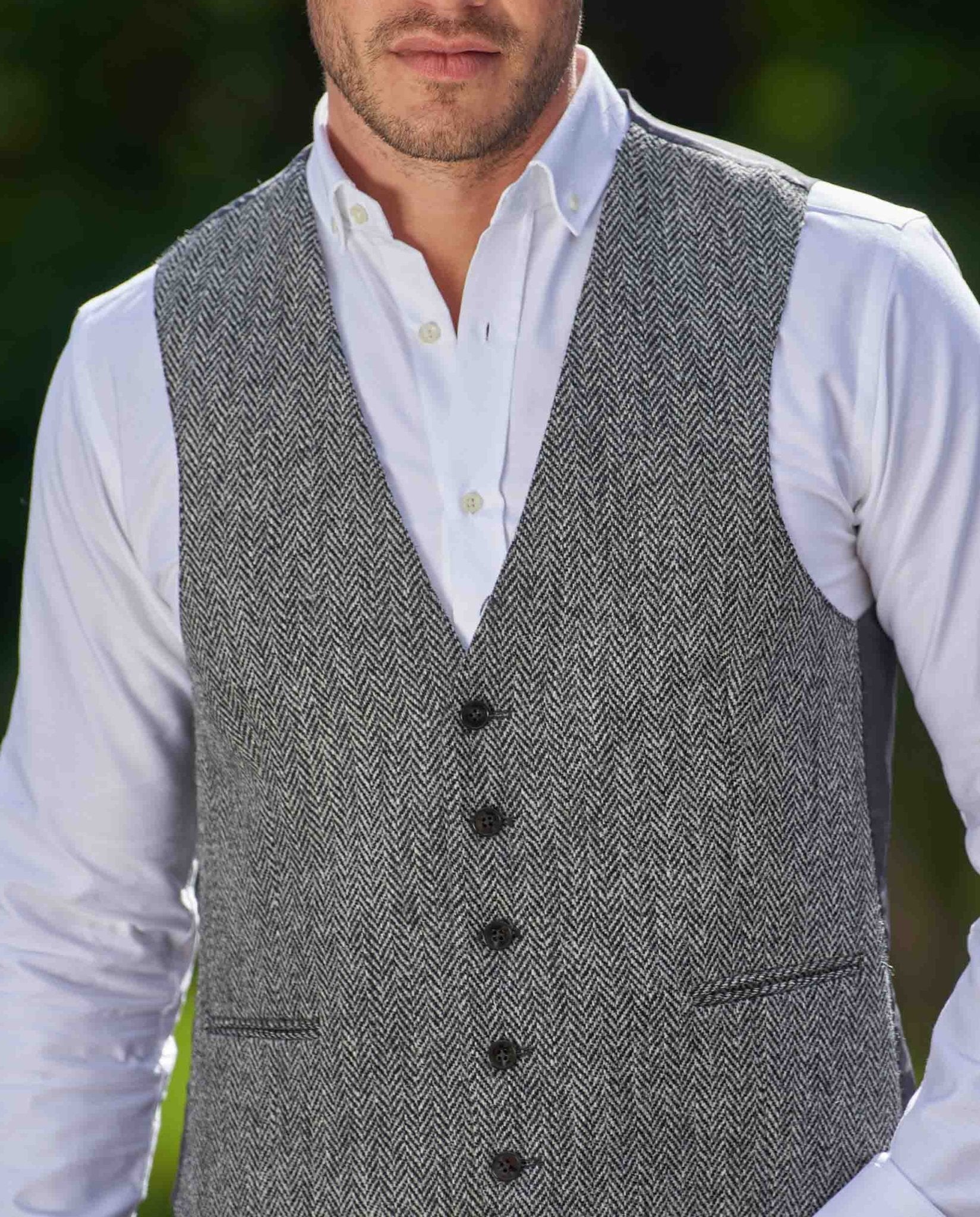 Harris Tweed Weste ''Tailor'' in black Herringbone - Wellington of Bilmore