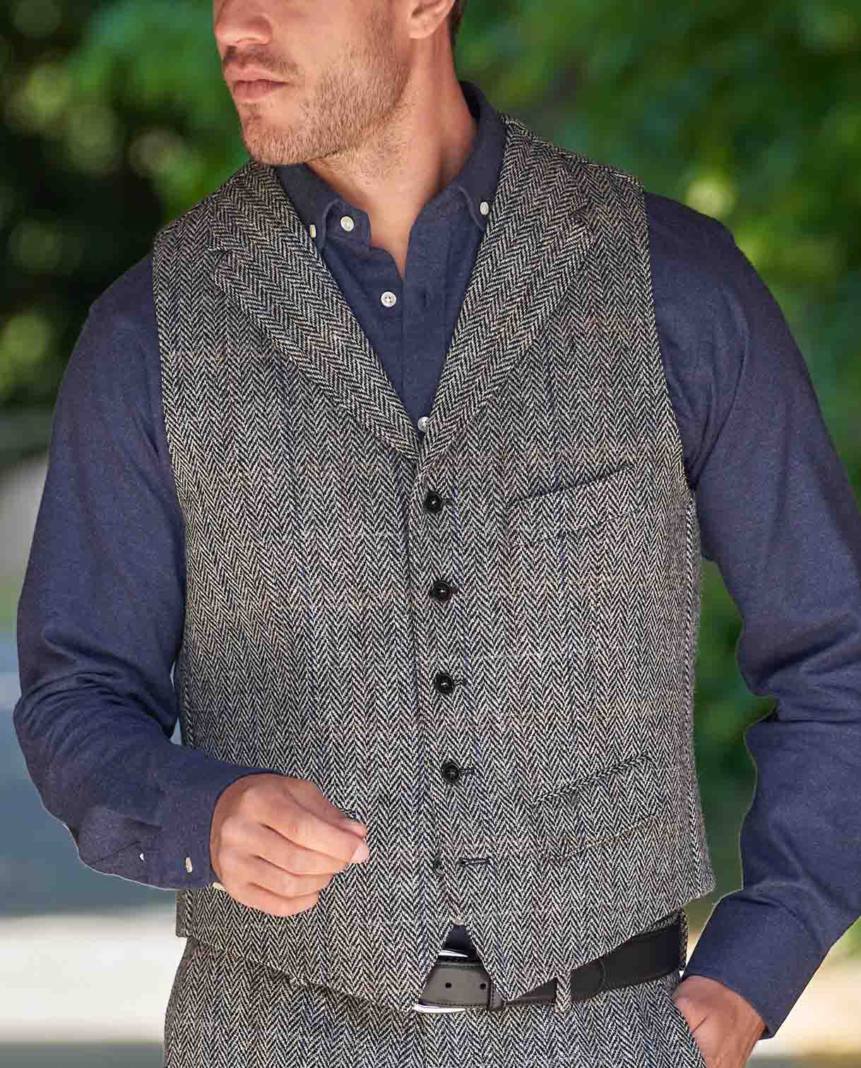Harris Tweed Weste ''Wales'' in grey herringbone - Wellington of Bilmore