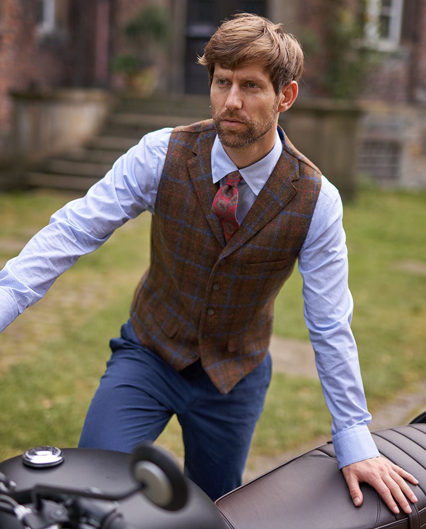 Harris Tweed Weste ''Wales'' in Lord's Overcheck - Wellington of Bilmore