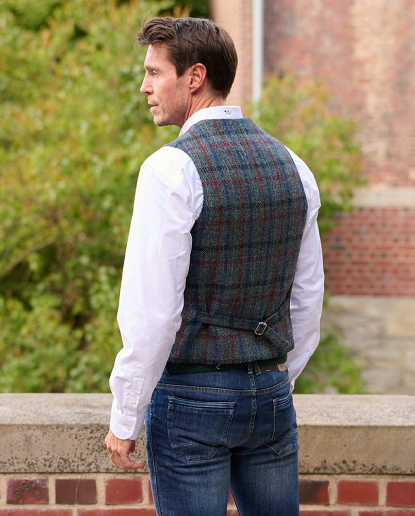 Harris Tweed Weste ''Wales'' in royal check - Wellington of Bilmore