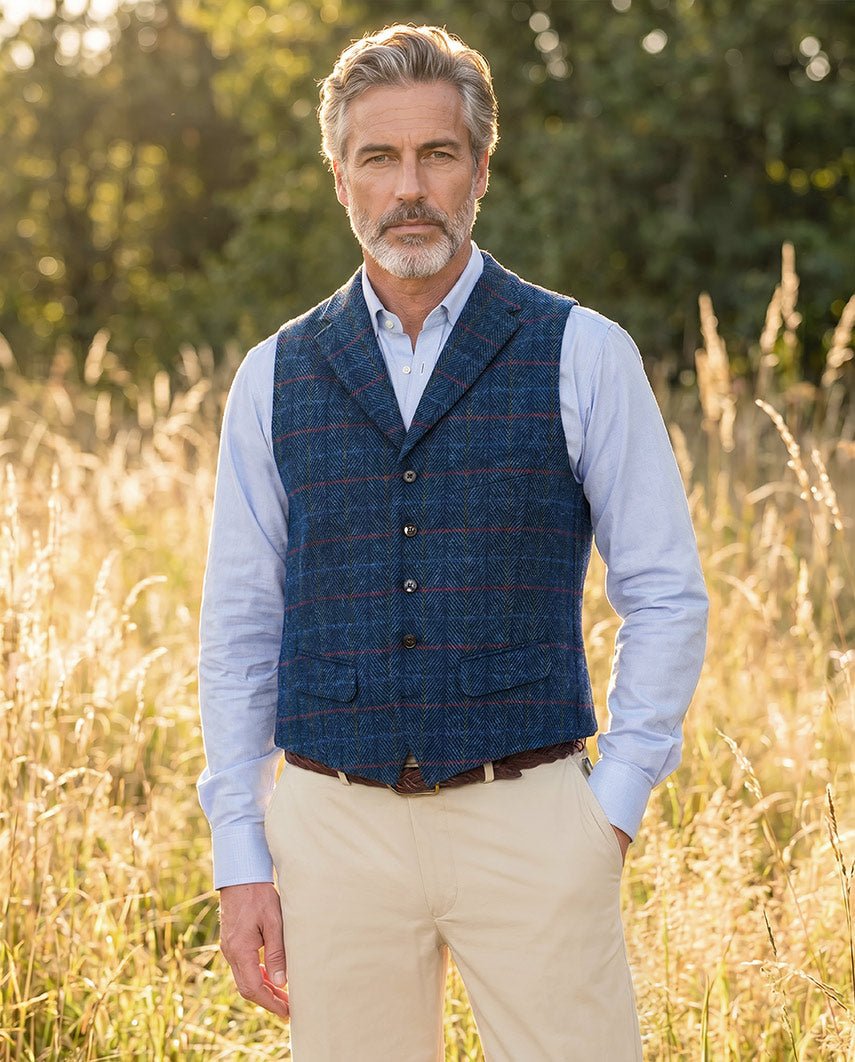 Harris Tweed Weste "Wales" in royal navy tweed - Wellington of Bilmore