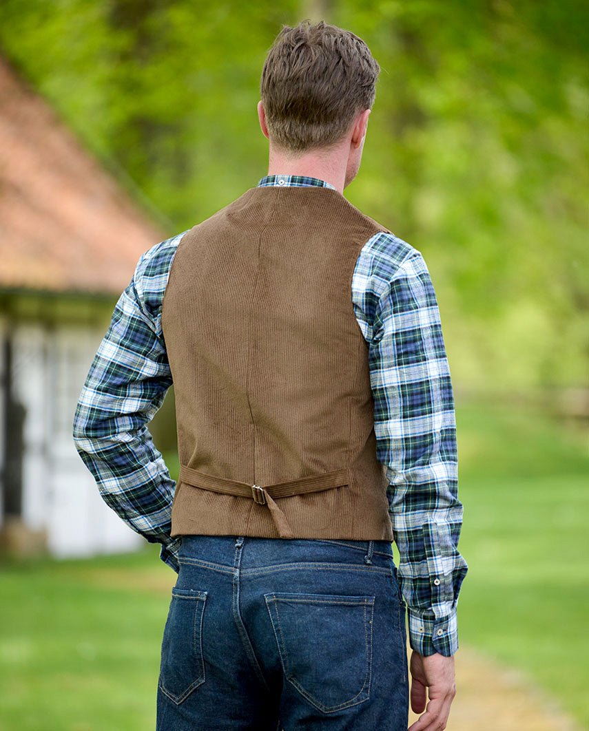 Herren Cord Weste "Wales" in mud - Wellington of Bilmore
