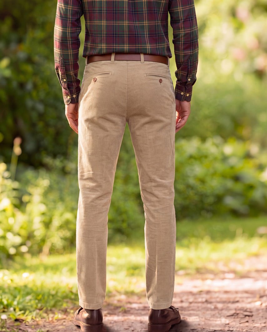 Herren Cordhose ''Mr. Bradley'' aus Genuacord in beige - Wellington of Bilmore