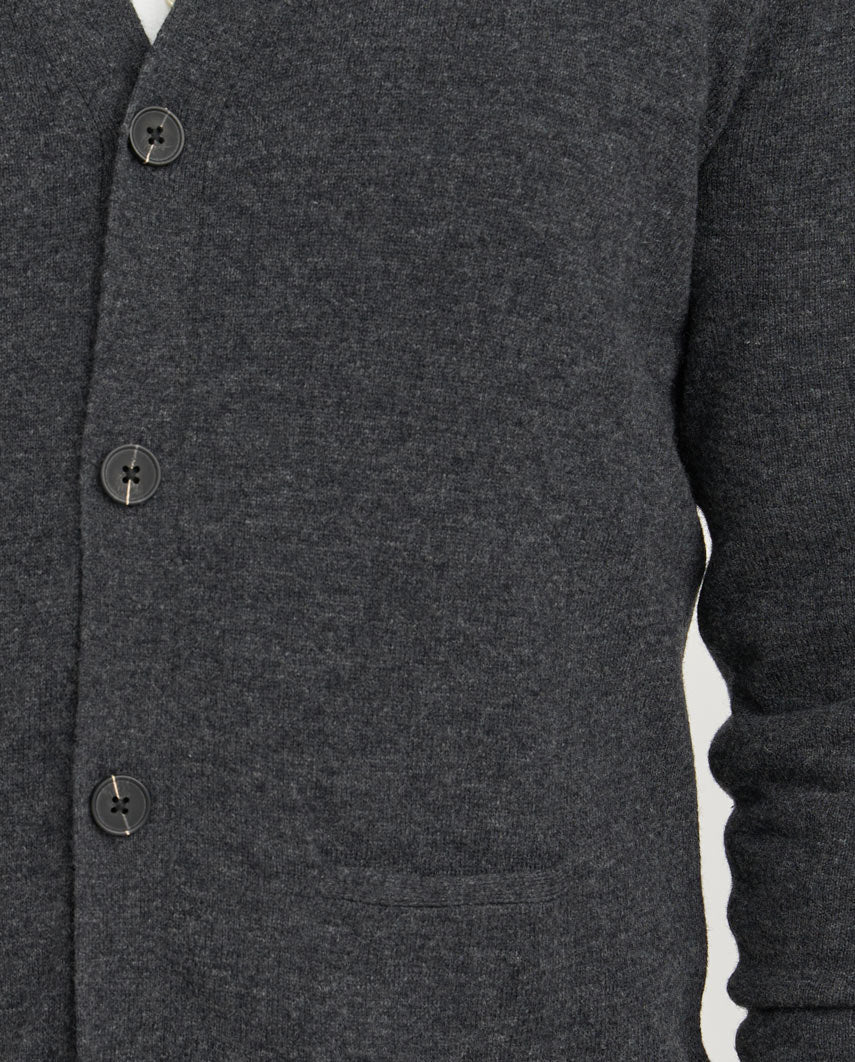 Herren Merino-Strickjacke "The Cardigan" in charcoal - Wellington of Bilmore
