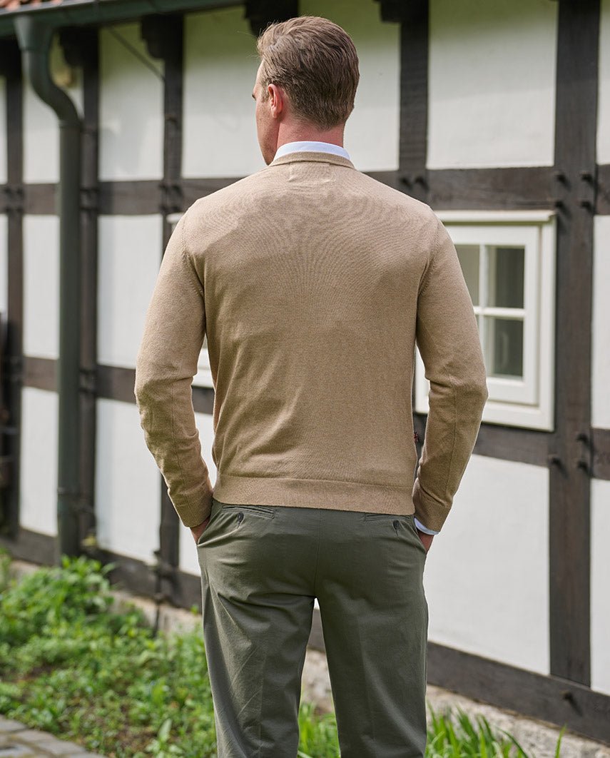 Herren Strickpullover ''Tom'' mit V - Ausschnitt in beige - Wellington of Bilmore