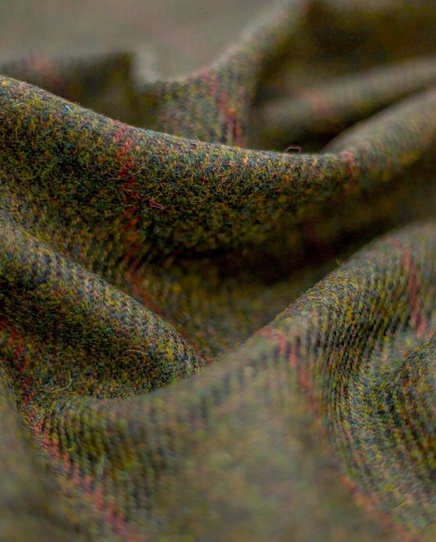 Tailor - Harris Tweed Weste mit Seidenrücken in "Green Overcheck" - Wellington of Bilmore