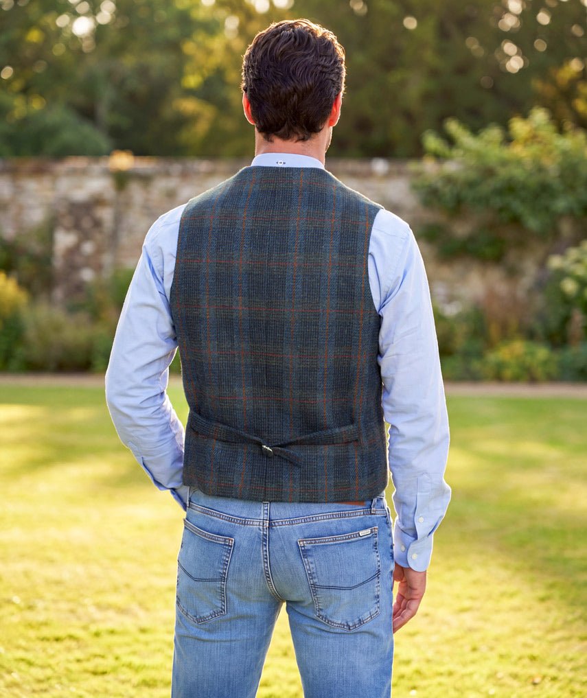 Wales - Harris Tweed Weste mit Kragen in multi-blue Twill - Wellington of Bilmore