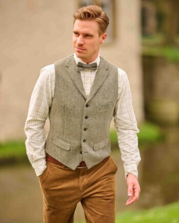 Wales - classic men's tweed vest in multigreen I Wellington of Bilmore